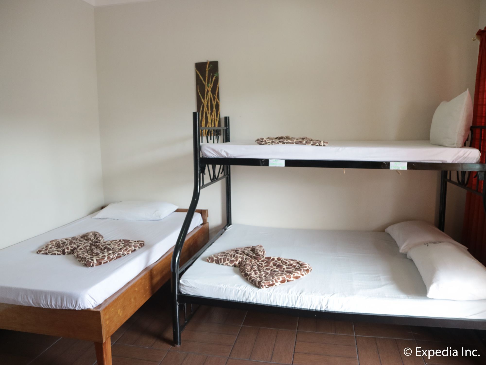 Pacific Waves Inn Балер Екстериор снимка
